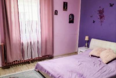 Casă cu 5 camere cu Teren 1000 Mp în Lunei - 2