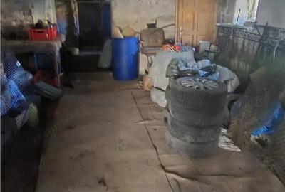 Casă cu 4 camere cu Teren 2500 Mp în Livezile - 3