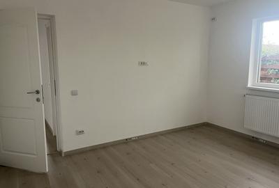 Casă individuală cu 4 camere cu Canalizare în Glina - 24