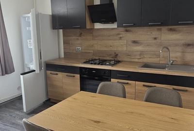 Apartament cu 2 camere decomandat în Central - 1