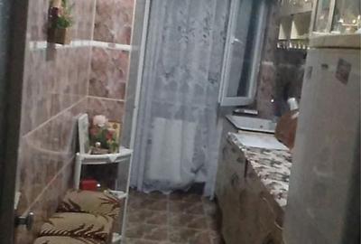 Apartament cu 2 camere decomandat în Florești
