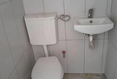 Spațiu comercial, de 42 mp, în Dâmbovița