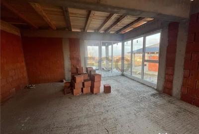 Casă cu 4 camere cu Teren 650 Mp în Paleu - 8