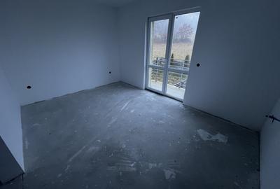 Duplex cu 3 camere cu Canalizare în Gilău - 7