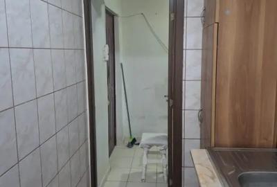 Apartament cu 2 camere nedecomandat în Malu Roșu