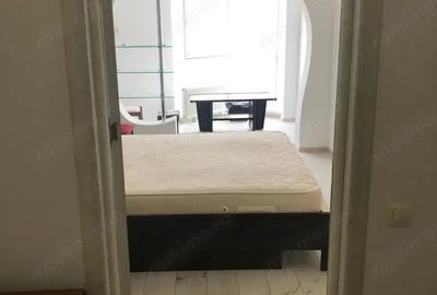 Garsonieră semidecomandată în Aradului