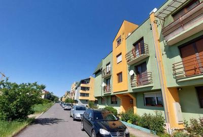Apartament cu 2 camere decomandat în Carpați 2 - 1