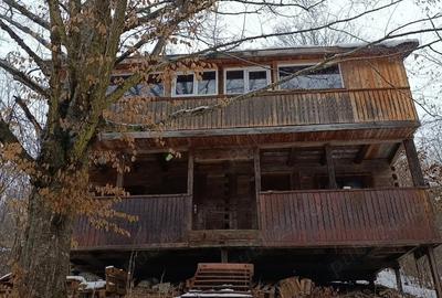 Casă cu 2 camere cu Teren 200 Mp în Buru - 5