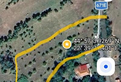 Teren de 3600 mp, în Isverna - 4