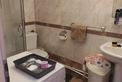 Garsonieră decomandată în Gojdu