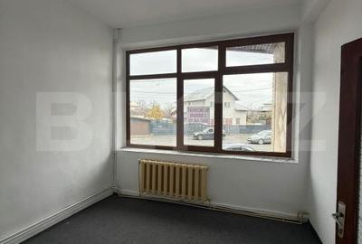 Spațiu comercial, de 9 mp, în Micro 3