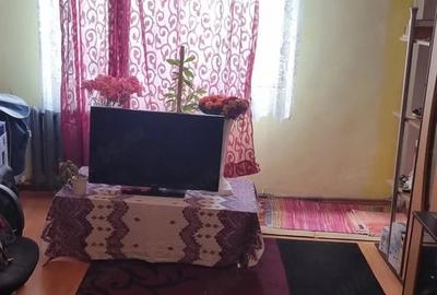 Apartament cu 2 camere decomandat în Berceni - 1