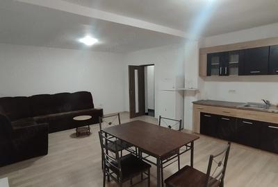 Apartament cu 2 camere decomandat în Lipovei