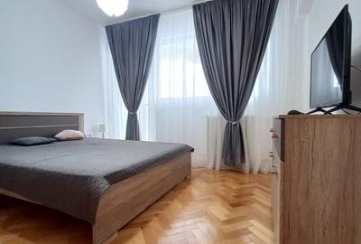 Apartament semidecomandat în Mihai Bravu