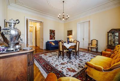 Apartament cu 3 camere semidecomandat, mobilat în Ultracentral