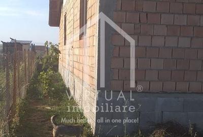 Casă cu 4 camere cu Teren 1000 Mp în Central - 7