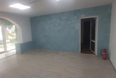 Spațiu comercial, de 55 mp, în Central - 5