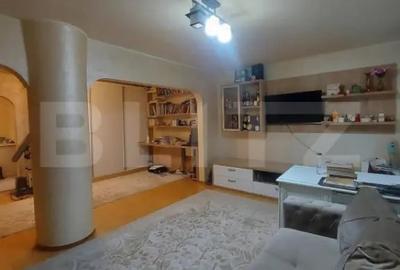 Apartament cu 3 camere decomandat în Obcini