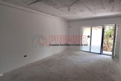 Apartament cu 2 camere în Apărătorii Patriei - 1