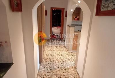 Apartament cu 3 camere decomandat în Nicolina - 6