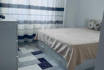 Apartament cu 3 camere decomandat în Exterior Vest
