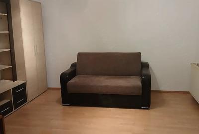 Casă cu Teren 248 Mp în Andronache