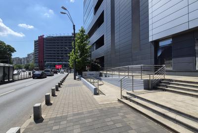 Spațiu comercial, de 395 mp, în Eroii Revoluției - 1