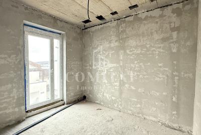 Apartament cu 4 camere decomandat în Europa - 7