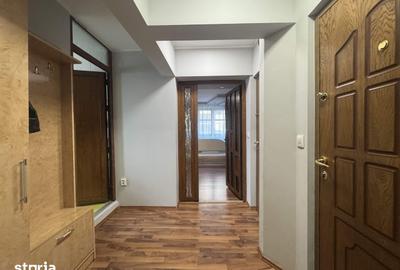 Apartament cu 2 camere decomandat în Progresul II - 16