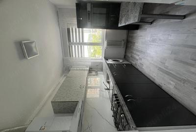 Apartament cu 3 camere decomandat în Central - 3