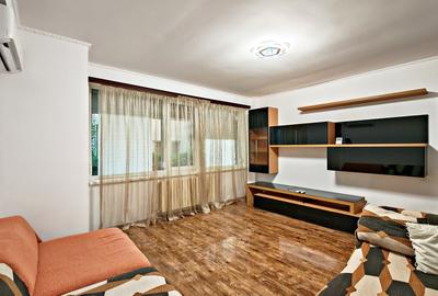 Apartament cu 2 camere decomandat în Brotăcei