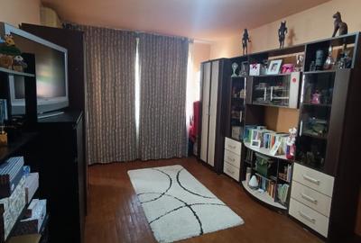 Apartament cu 2 camere decomandat în Lujerului