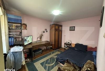 Casă cu 3 camere cu Teren 1100 Mp în Central