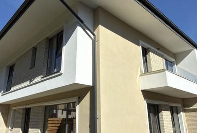 Casă cu 4 camere în Florești