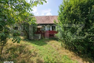 Casă cu 3 camere cu Teren 6400 Mp în Cornești