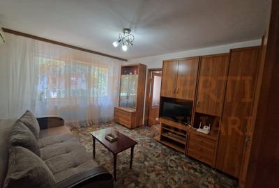 Apartament cu 2 camere semidecomandat, mobilat în Km 4-5