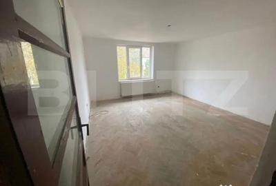 Casă cu 3 camere cu Teren 900 Mp în Central - 4