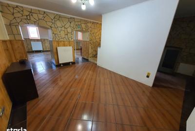 Spațiu comercial, de 90 mp, în Central - 5