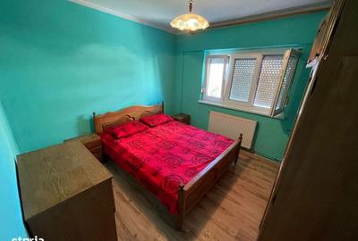 Apartament cu 4 camere decomandat în Micro 16 - 3