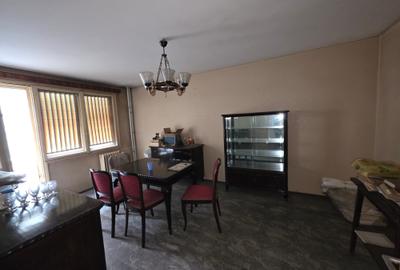 Apartament cu 2 camere decomandat în Tineretului
