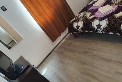 Casă cu 3 camere cu Teren 250 Mp în Central