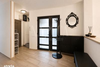 Casă cu 4 camere cu Teren 300 Mp în Florești