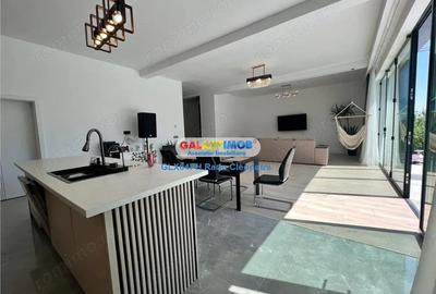 Casă cu 8 camere cu Teren 1100 Mp în Bănești - 18