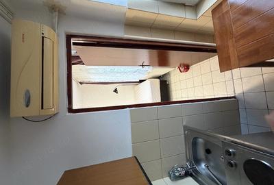 Garsonieră semidecomandată în Complex Studențesc