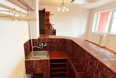 Apartament cu 4 camere, mobilat în Central - 11