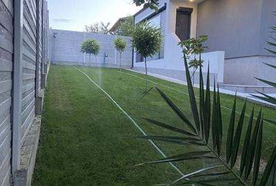 Casă cu 4 camere în Uiasca