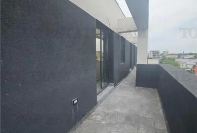 Apartament cu 4 camere decomandat în Lacul Morii