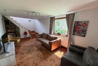 Casă cu Teren 400 Mp în Central - 5