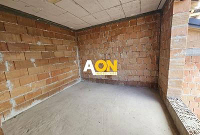 Duplex cu 4 camere cu Canalizare în Cetate - 9