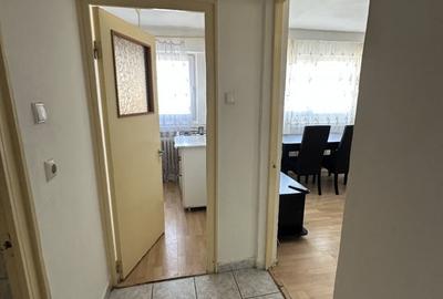 Garsonieră decomandată, mobilată în Cetate - 9